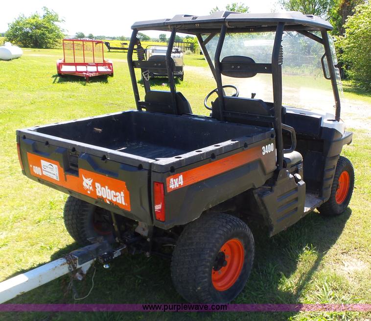 image for item K7196 2011 Bobcat 3400 utility vehicle