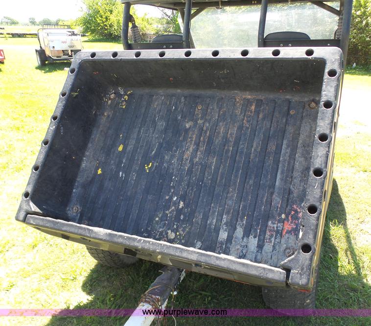 image for item K7196 2011 Bobcat 3400 utility vehicle