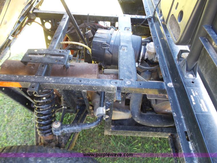 image for item K7196 2011 Bobcat 3400 utility vehicle