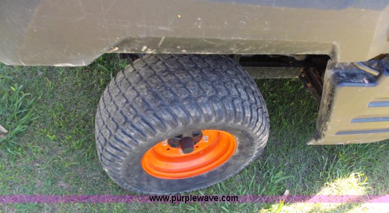 image for item K7196 2011 Bobcat 3400 utility vehicle