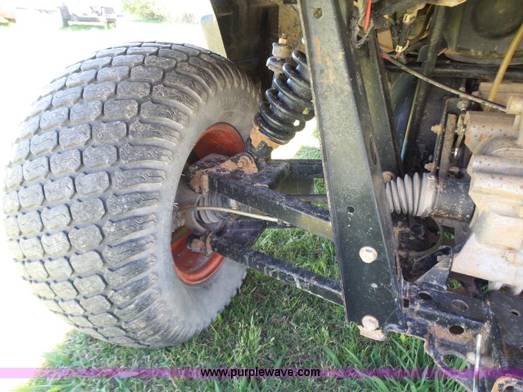 image for item K7196 2011 Bobcat 3400 utility vehicle