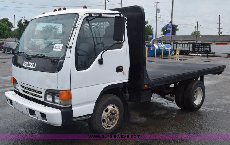 image for item K7343 1997 Isuzu NPR flatbed truck