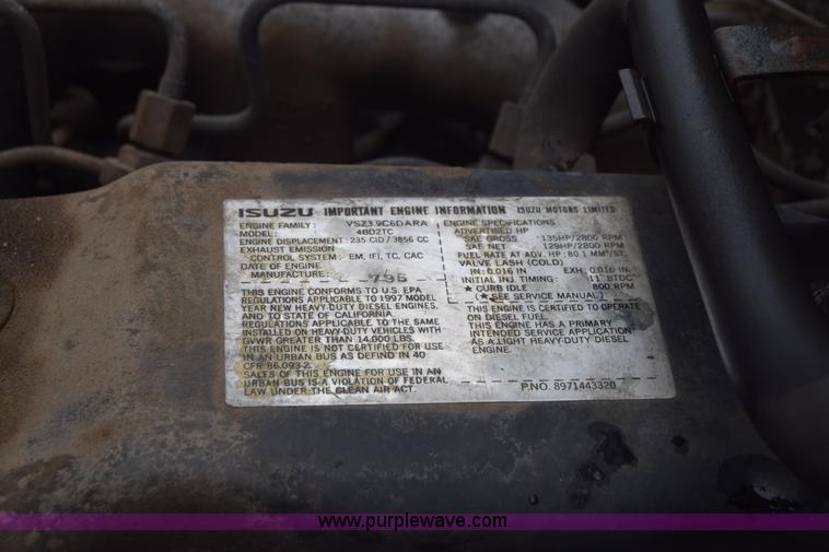 image for item K7343 1997 Isuzu NPR flatbed truck