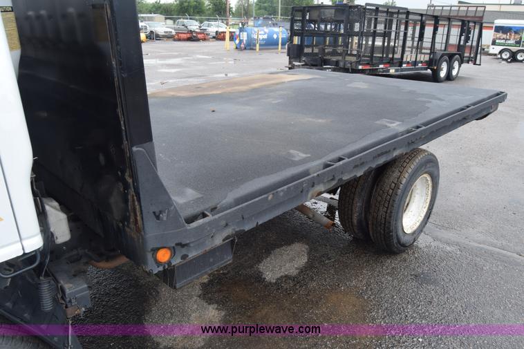 image for item K7343 1997 Isuzu NPR flatbed truck