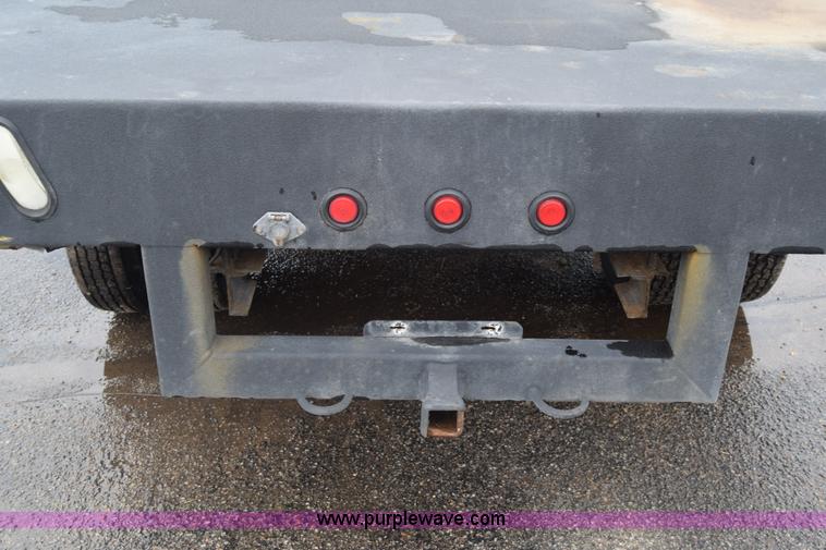 image for item K7343 1997 Isuzu NPR flatbed truck