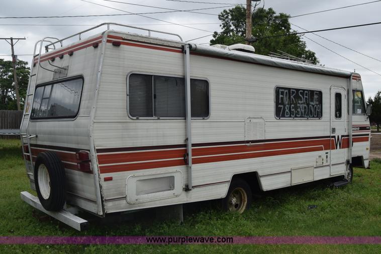 image for item K7372 1978 Winnebago Brave RV