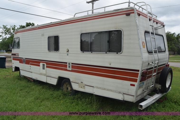 image for item K7372 1978 Winnebago Brave RV