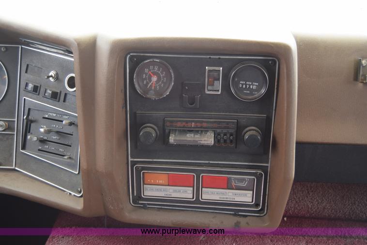 image for item K7372 1978 Winnebago Brave RV