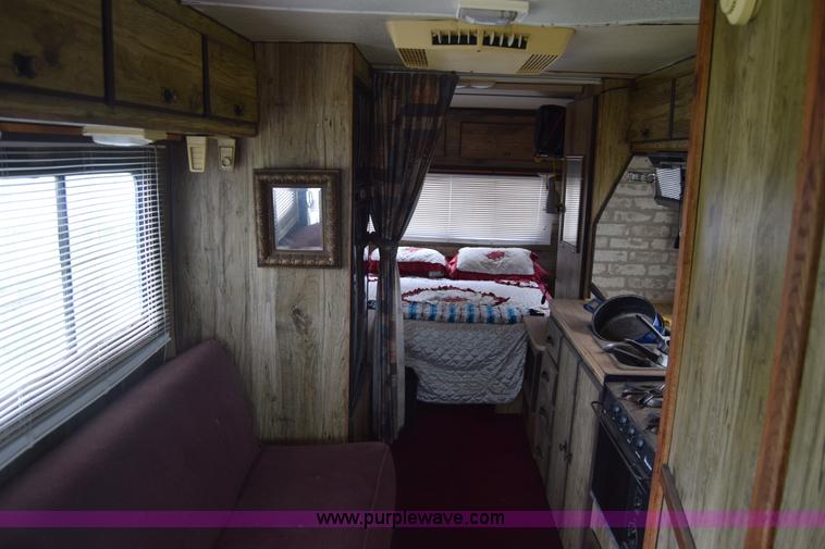 image for item K7372 1978 Winnebago Brave RV