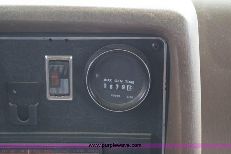 image for item K7372 1978 Winnebago Brave RV