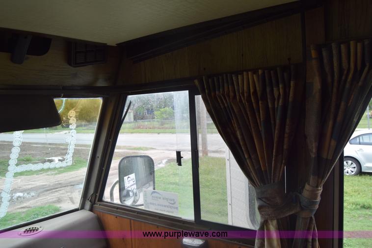 image for item K7372 1978 Winnebago Brave RV
