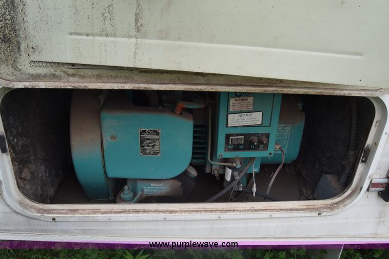 image for item K7372 1978 Winnebago Brave RV