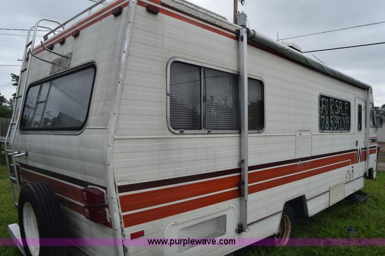 image for item K7372 1978 Winnebago Brave RV