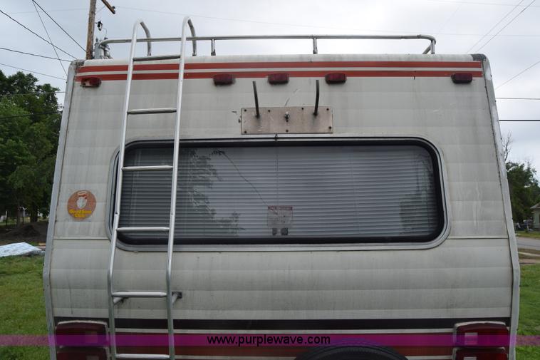 image for item K7372 1978 Winnebago Brave RV