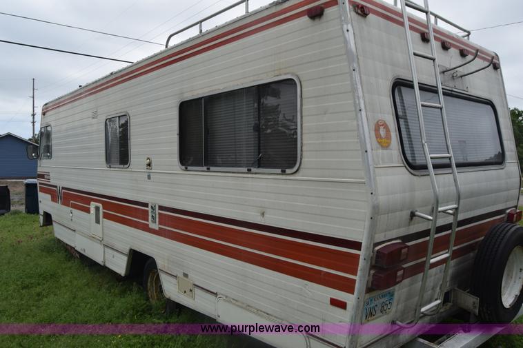 image for item K7372 1978 Winnebago Brave RV