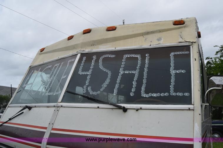 image for item K7372 1978 Winnebago Brave RV