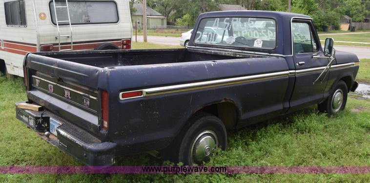 image for item K7373 1979 Ford F150 pickup truck