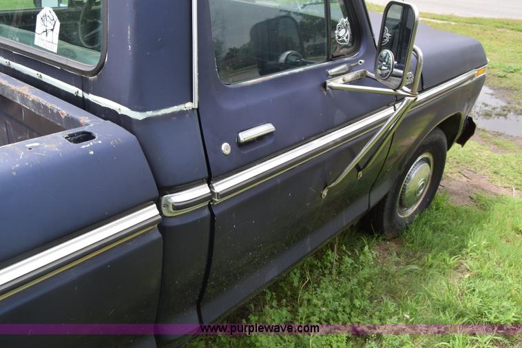 image for item K7373 1979 Ford F150 pickup truck