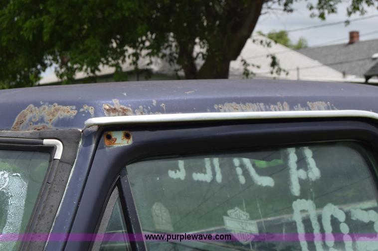 image for item K7373 1979 Ford F150 pickup truck