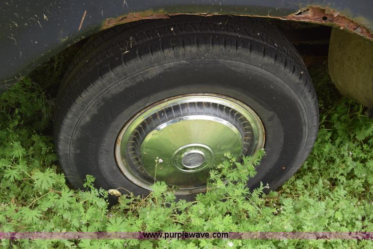 image for item K7373 1979 Ford F150 pickup truck