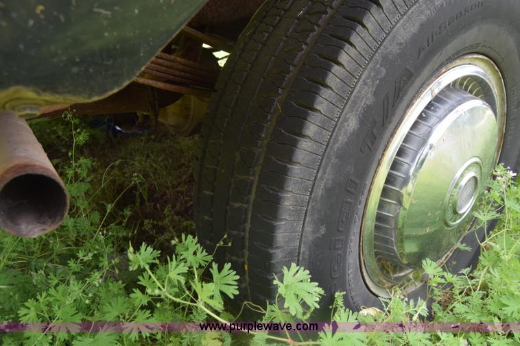 image for item K7373 1979 Ford F150 pickup truck