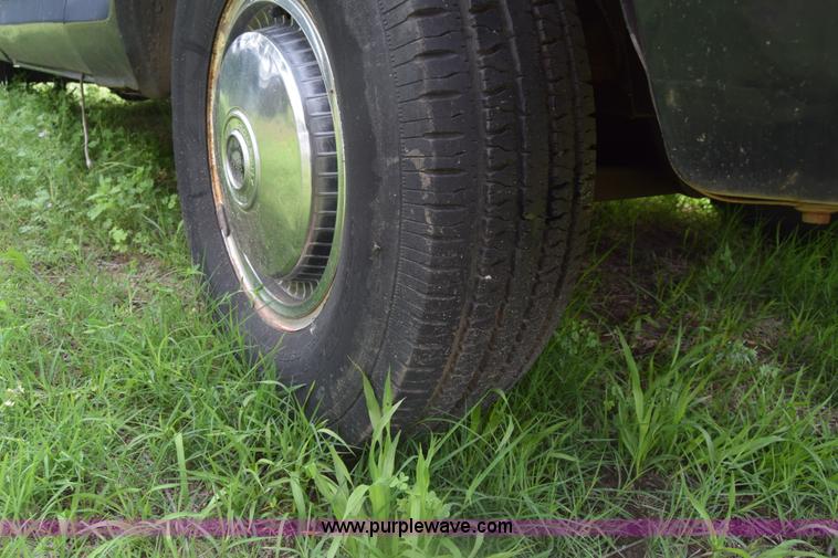 image for item K7373 1979 Ford F150 pickup truck