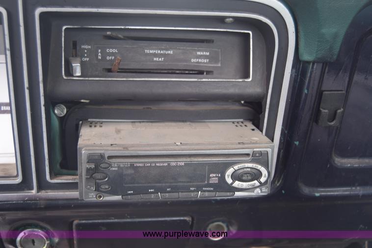 image for item K7373 1979 Ford F150 pickup truck