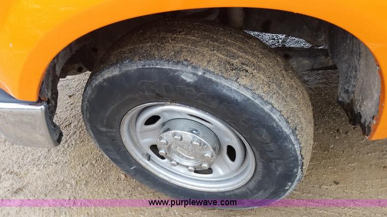 image for item K7882 2010 Ford F250 Super Duty SuperCab pickup truck