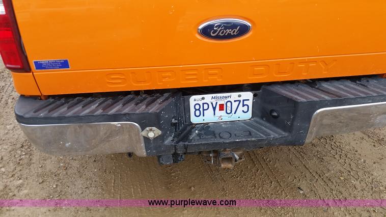 image for item K7882 2010 Ford F250 Super Duty SuperCab pickup truck