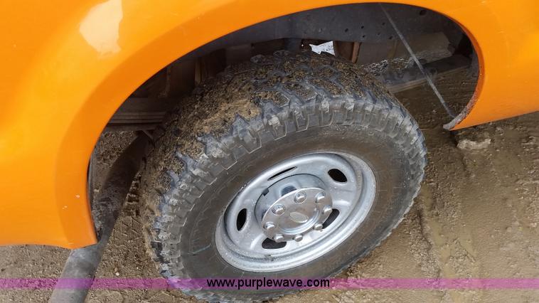 image for item K7882 2010 Ford F250 Super Duty SuperCab pickup truck