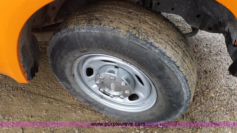 image for item K7882 2010 Ford F250 Super Duty SuperCab pickup truck