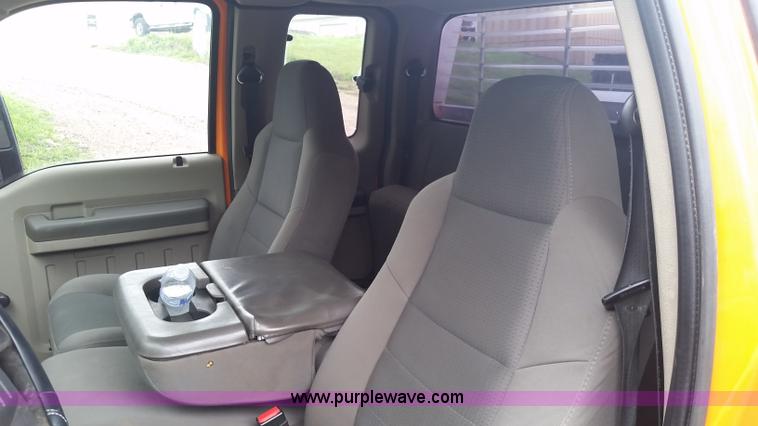 image for item K7882 2010 Ford F250 Super Duty SuperCab pickup truck