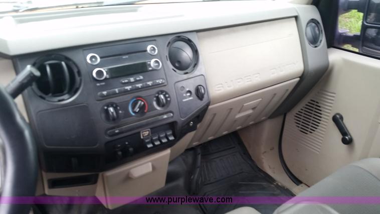 image for item K7882 2010 Ford F250 Super Duty SuperCab pickup truck