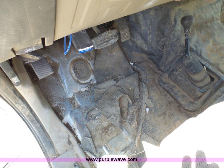 image for item K7914 2008 Ford F450 Super Duty flatbed pickup truck