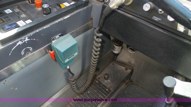 image for item K8289 1990 MCI 120-C3 coach bus