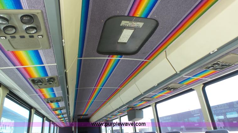 image for item K8289 1990 MCI 120-C3 coach bus