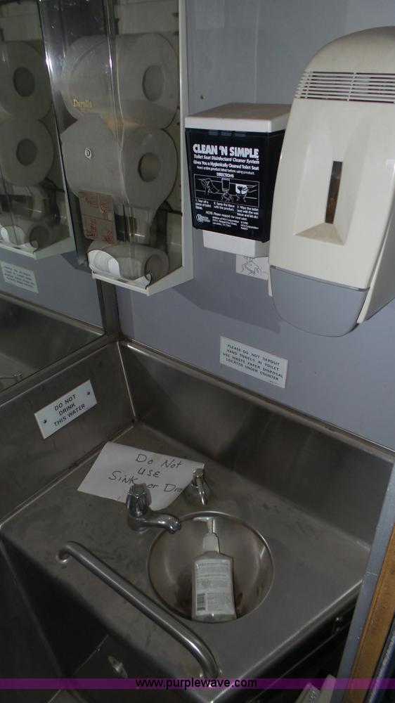 image for item K8289 1990 MCI 120-C3 coach bus