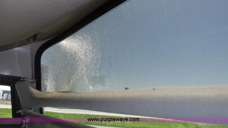 image for item K8289 1990 MCI 120-C3 coach bus