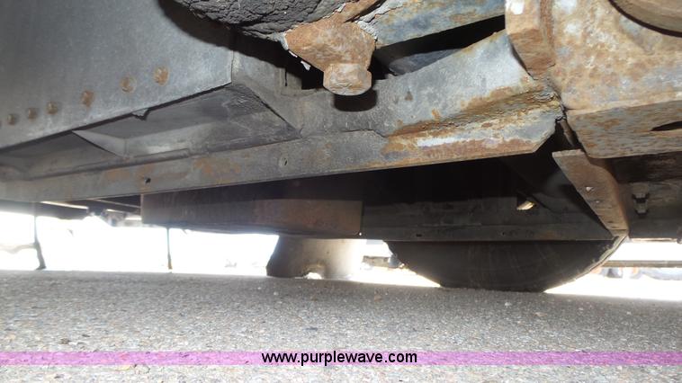 image for item K8289 1990 MCI 120-C3 coach bus