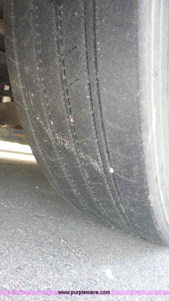 image for item K8289 1990 MCI 120-C3 coach bus