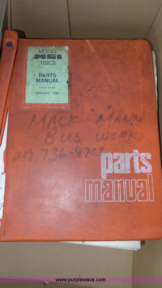 image for item K8289 1990 MCI 120-C3 coach bus