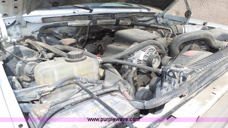 image for item K8295 1997 Ford F350 XL flatbed pickup truck