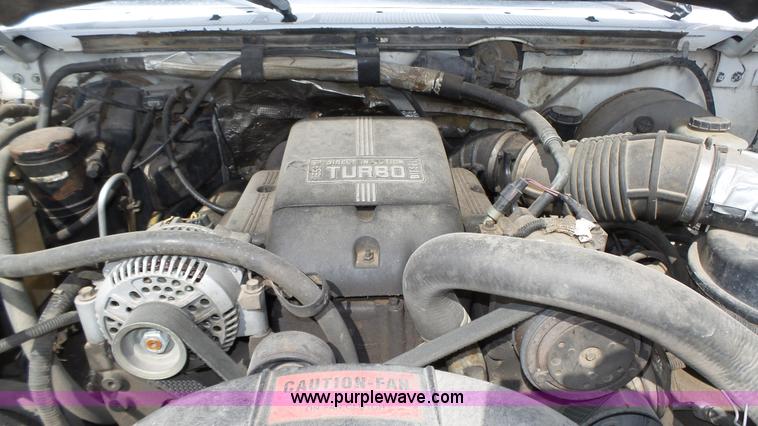 image for item K8295 1997 Ford F350 XL flatbed pickup truck