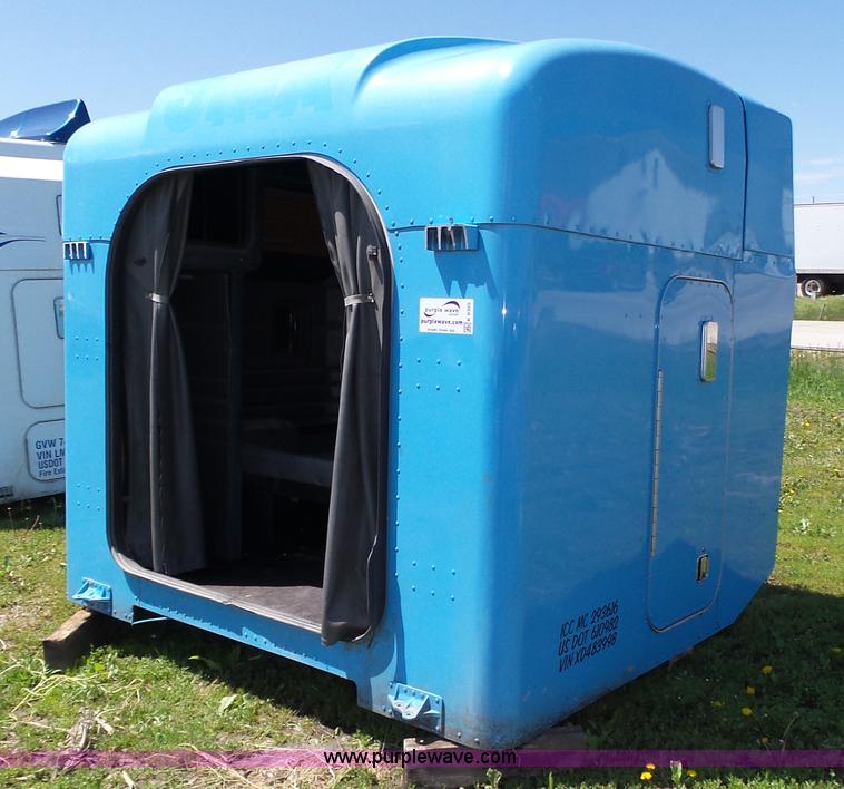 image for item K8305 Semi truck sleeper