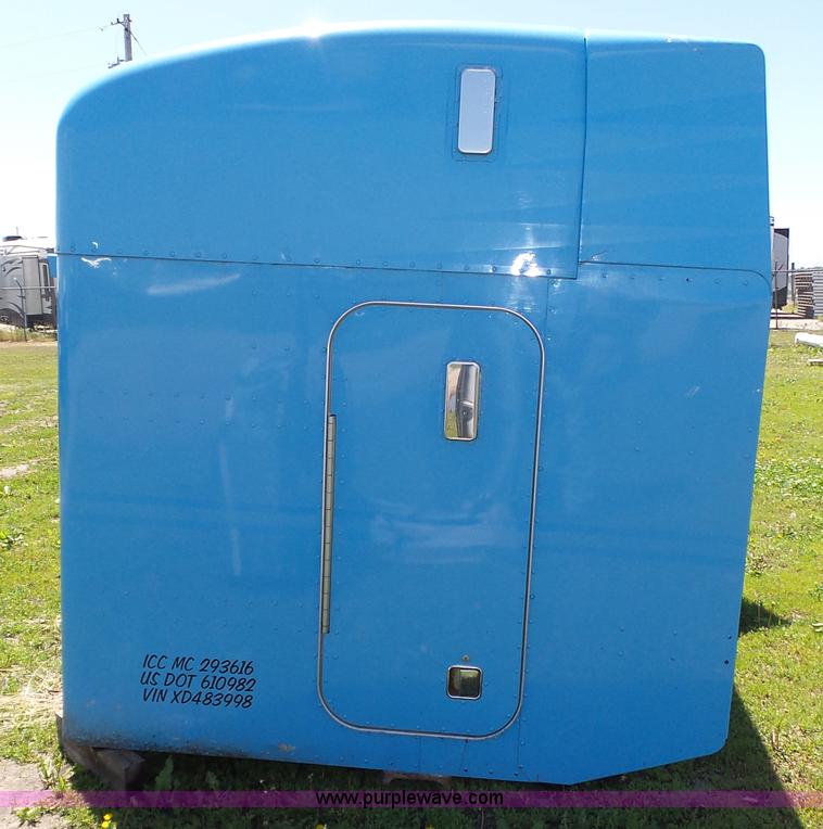 image for item K8305 Semi truck sleeper