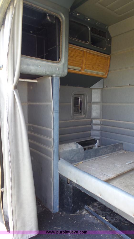 image for item K8305 Semi truck sleeper