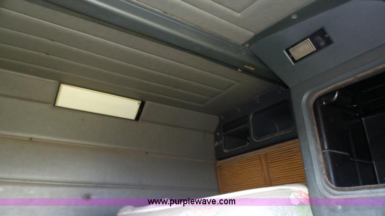 image for item K8305 Semi truck sleeper