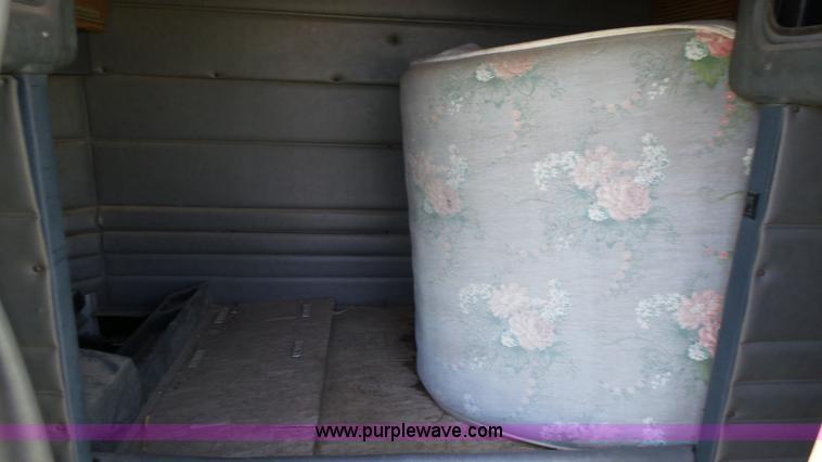 image for item K8305 Semi truck sleeper