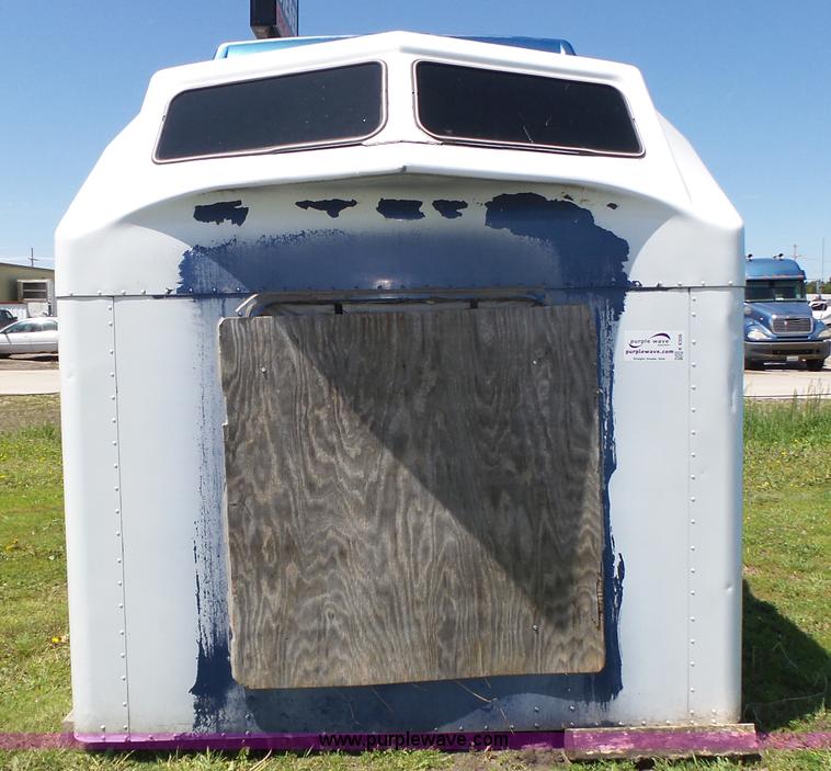 image for item K8306 Kenworth sleeper