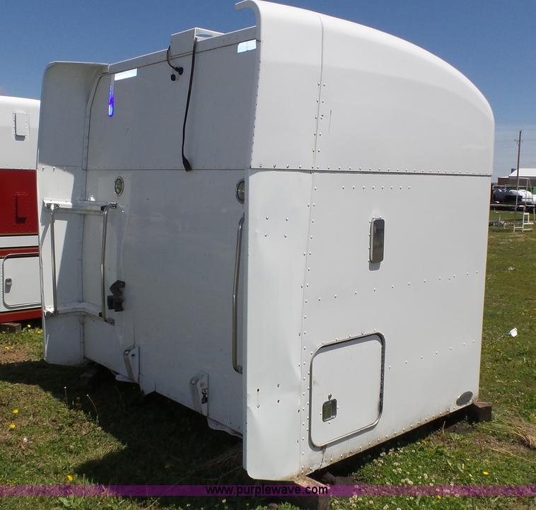 image for item K8309 Unibilt Ultra Cab sleeper